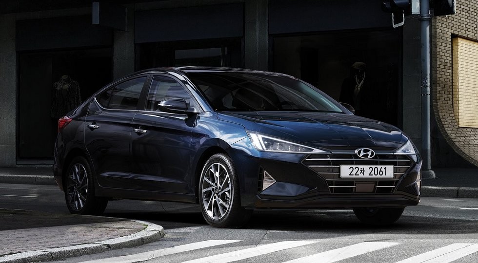 Обновленный седан Hyundai Avante