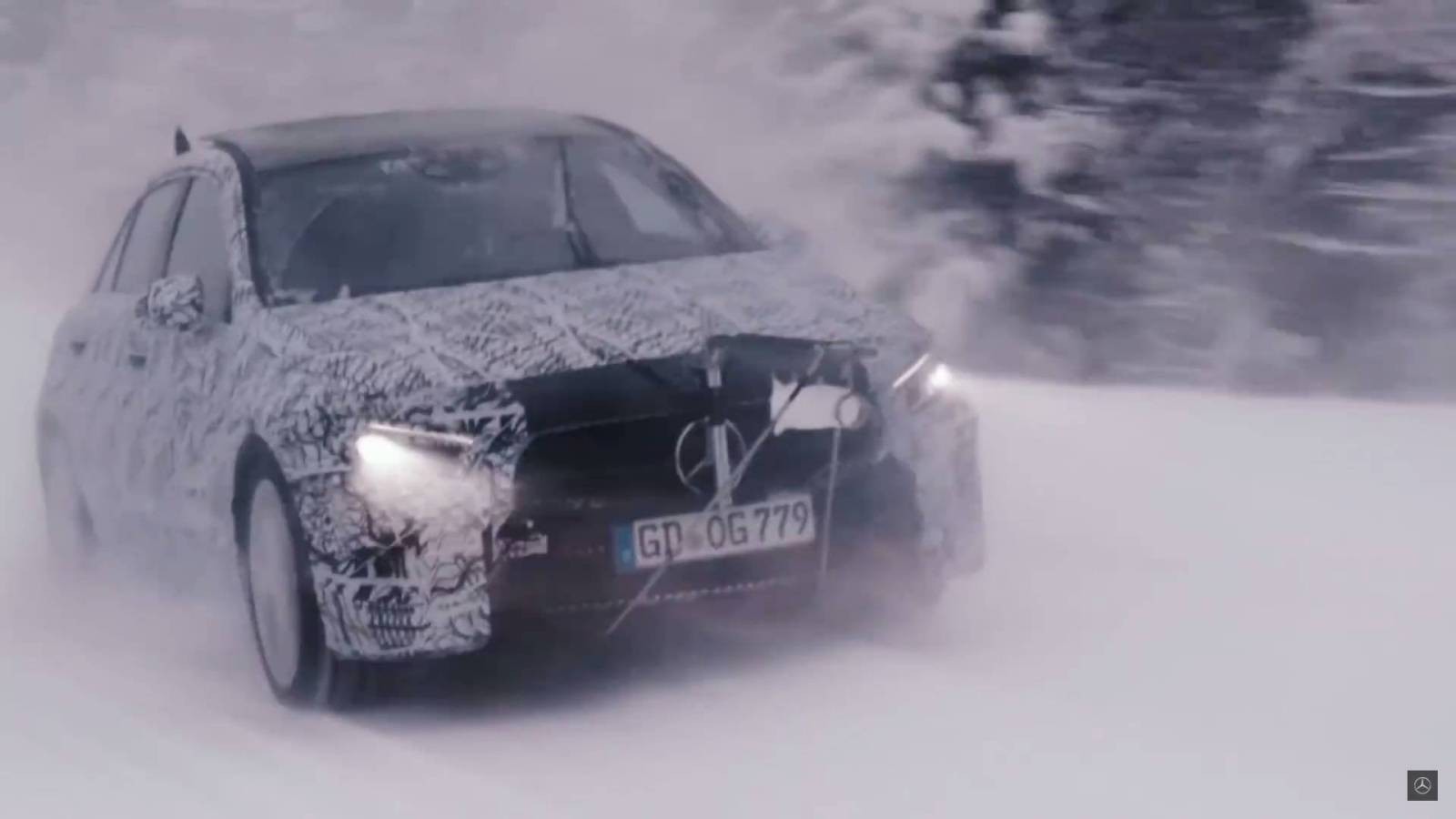 2018-mercedes-a-class-teaser (1)