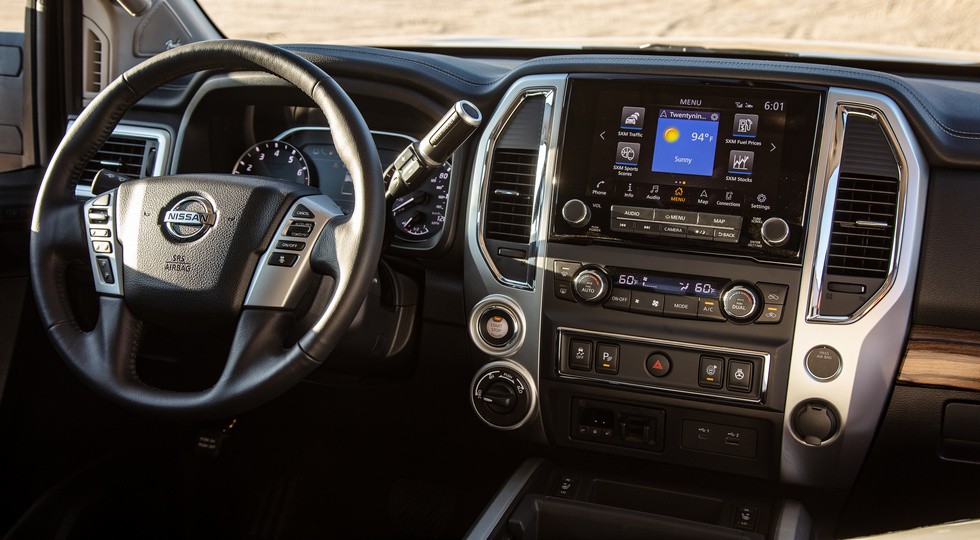 Новый пикап Nissan Navara сбросил камуфляж: в стиле Titan, пока без светодиодных «подков»