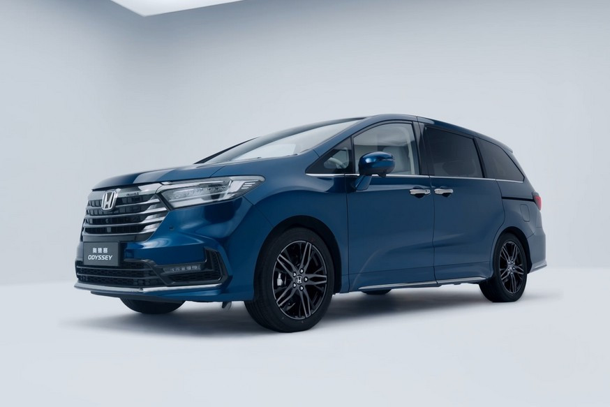 Минивэну Honda Odyssey улучшили салон