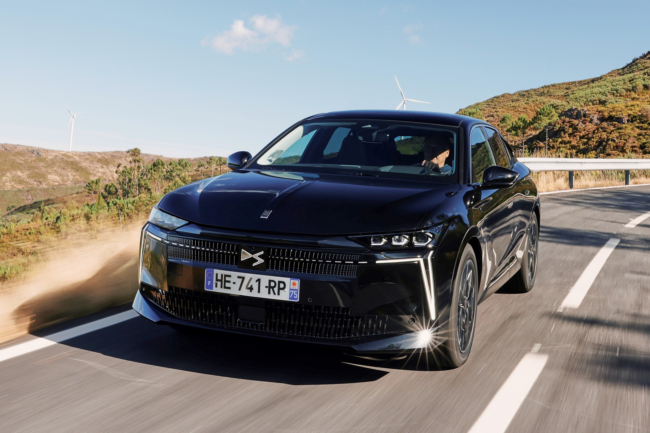 Солярка вместо электричества: Stellantis вернёт дизельные двигатели на ключевые модели