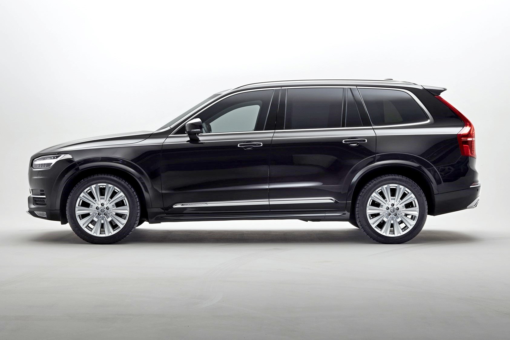 Volvo xc90 2019 фото