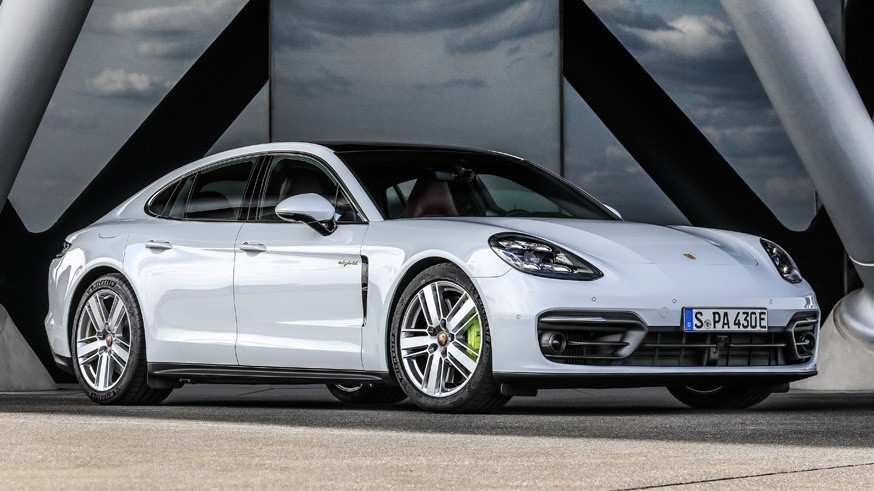 У недавно обновлённой Porsche Panamera будет ещё более мощная «начинка»