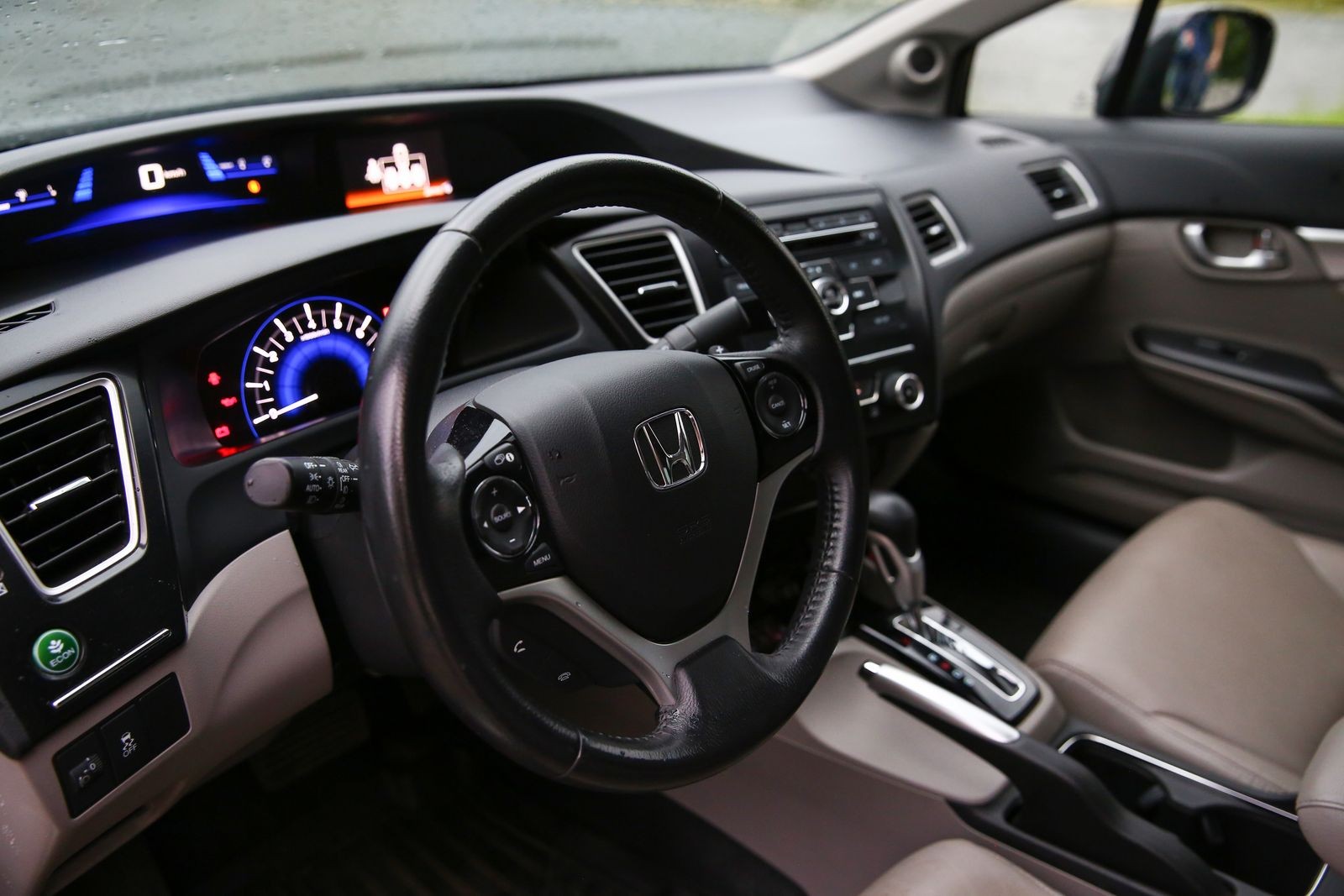 Honda Civic IX с пробегом: отсутствие антикора и пока еще беспроблемная электрика