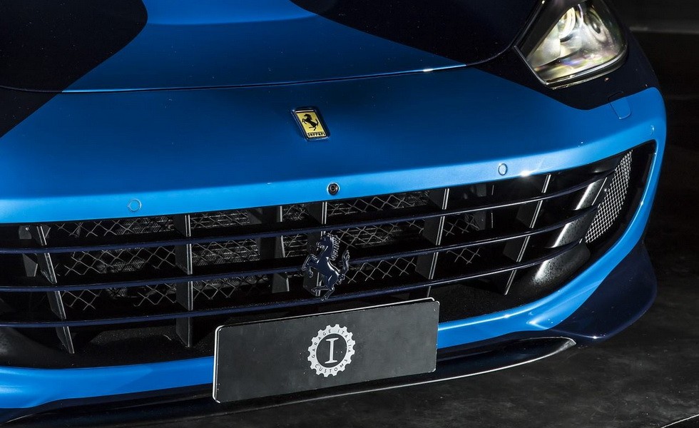 Ferrari GTC4Lusso 2
