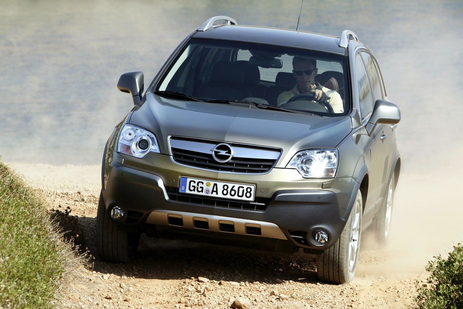 Opel Antara '2006–10