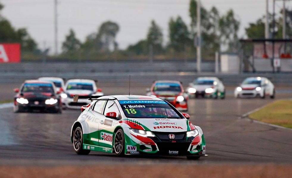 WTCC. Race of Thailand. Монтейро лишился победы