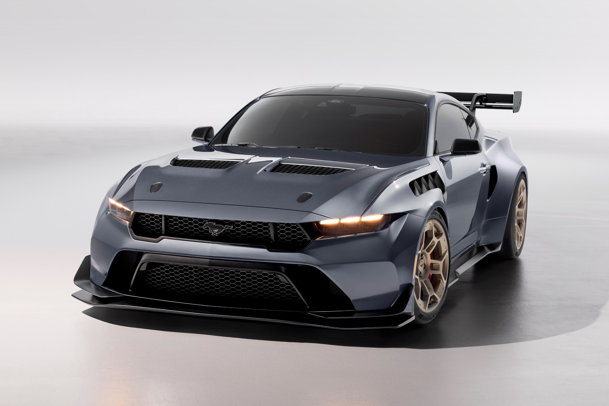 Chevrolet Camaro zl1 Hennessey the Exorcist 2022 Salon