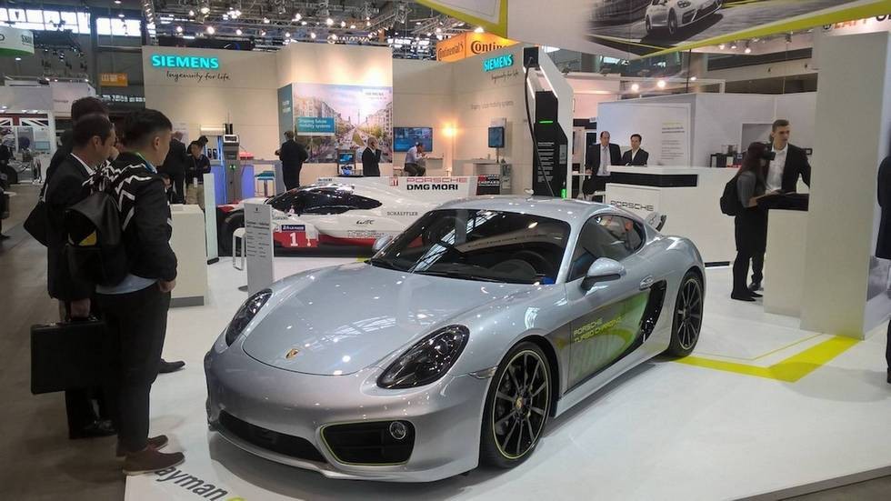 porsche-cayman-e-volution