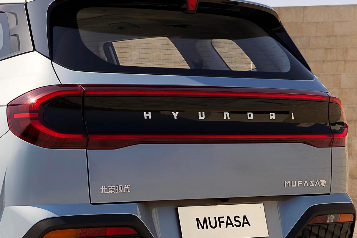 https://kolesa-uploads.ru/-/d7f406e9-ffb6-4ef0-8126-895e2599ef8d/hyundai-mufasa-4.jpg