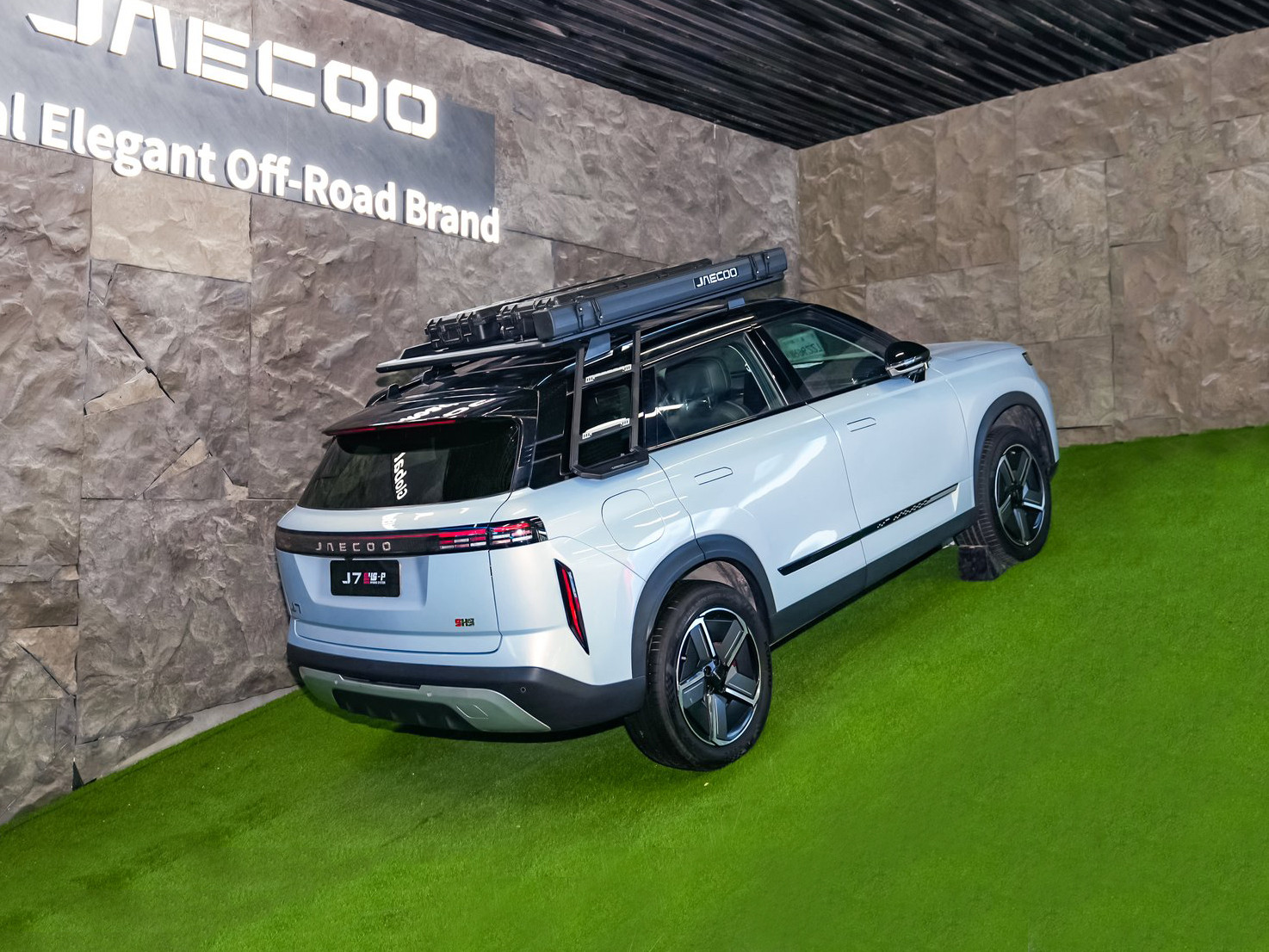 Jaecoo представил кроссовер J7 с гибридной системой SHS-P