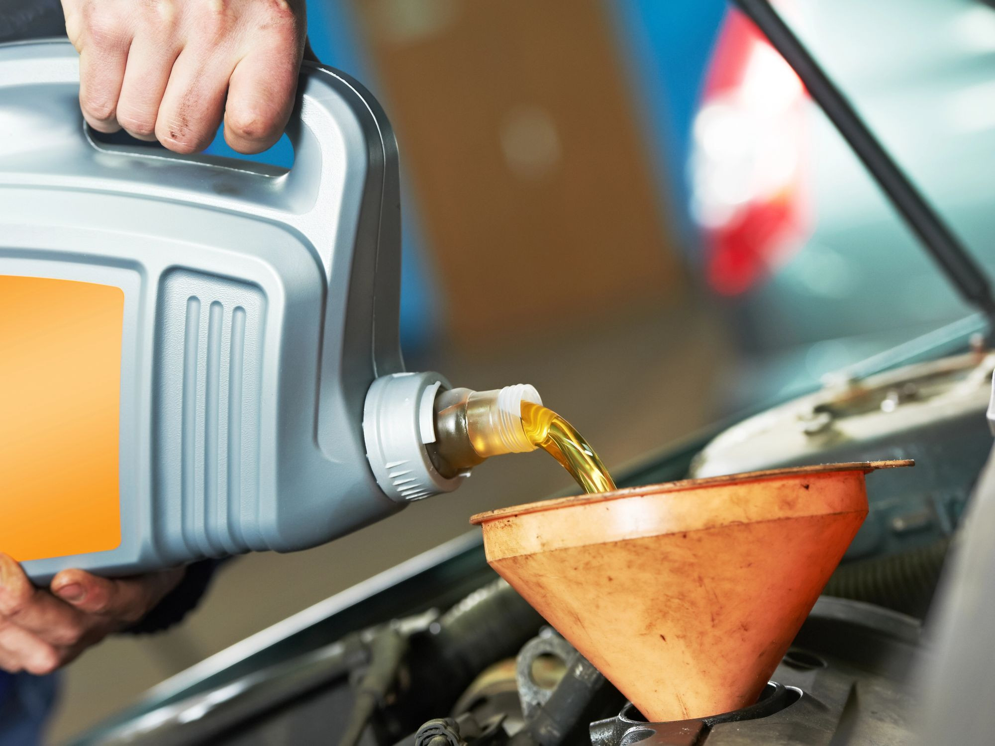 Специалисты развеяли мифы о моторных маслах