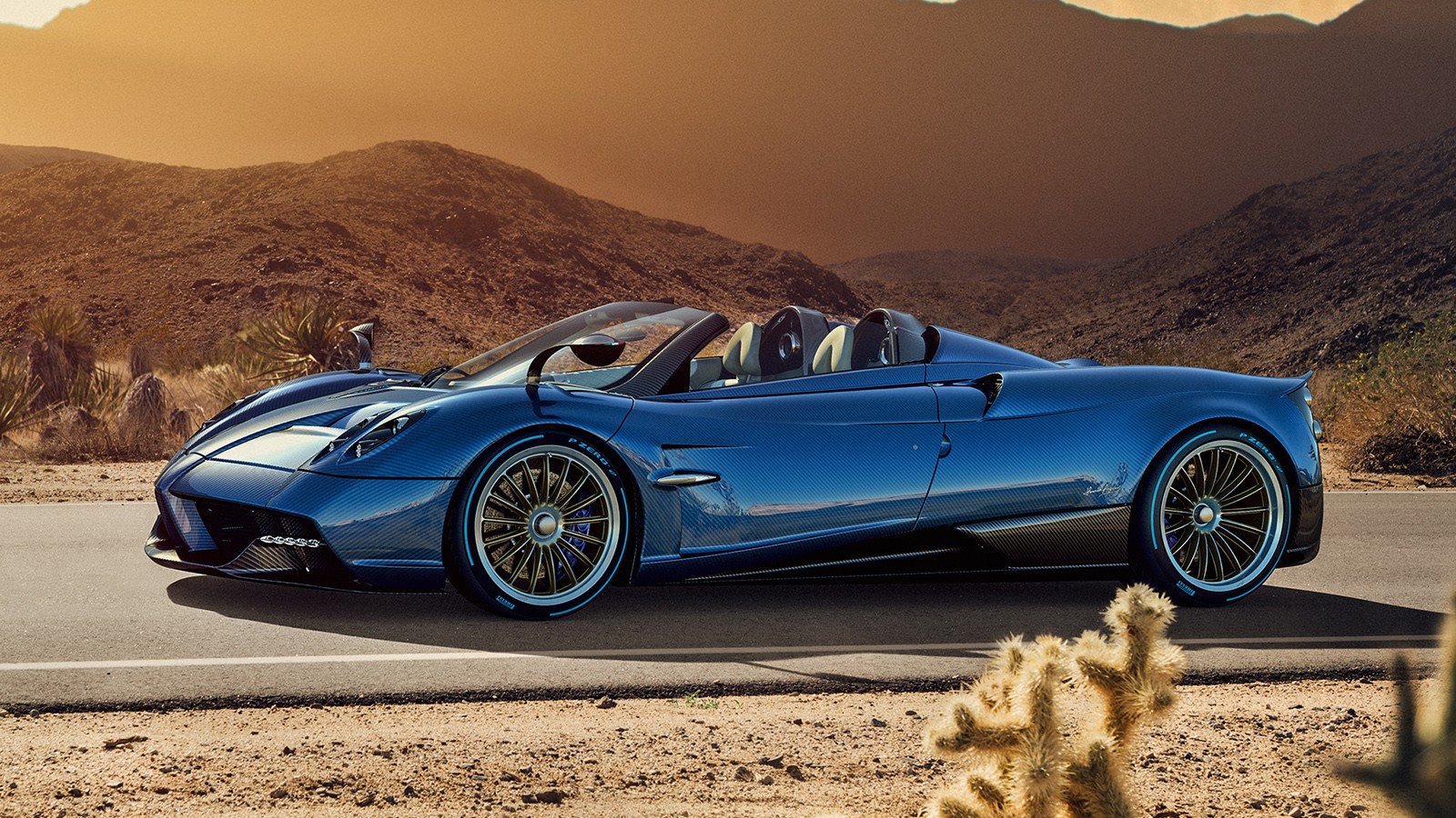 На фото: Pagani Huayra Roadster '2017