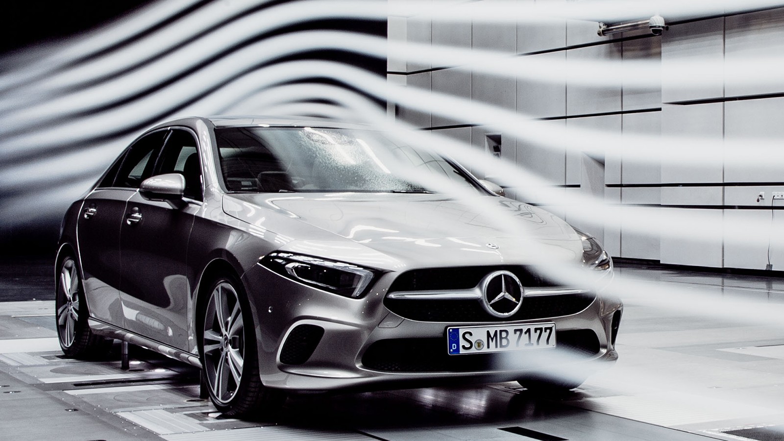 Weltrekord verteidigt: Die neue A-Klasse Limousine: Aerodynamischer ist keiner
