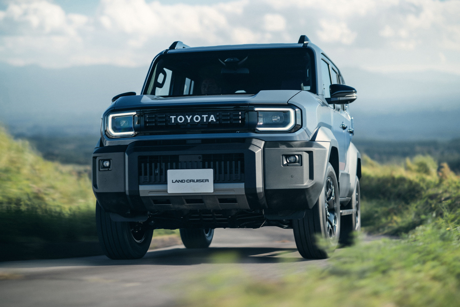 Toyota Land Cruiser FJ добрался до Японии, цена известна