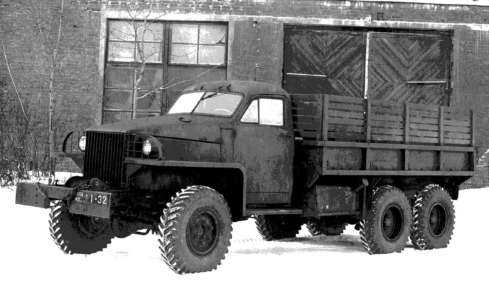 Опытный грузовик НАТИ на базе Studebaker. 1944 год (из архива А. Карасева)