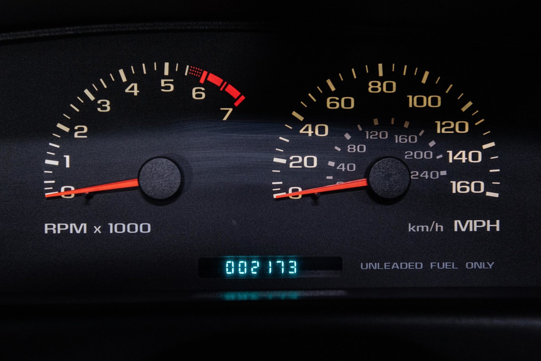 Рамный спортседан Chevrolet Impala SS на аукционе: идеальное состояние и почти даром