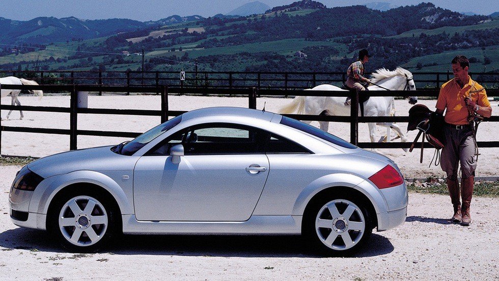 На фото: Audi TT Coupe '1998–2003