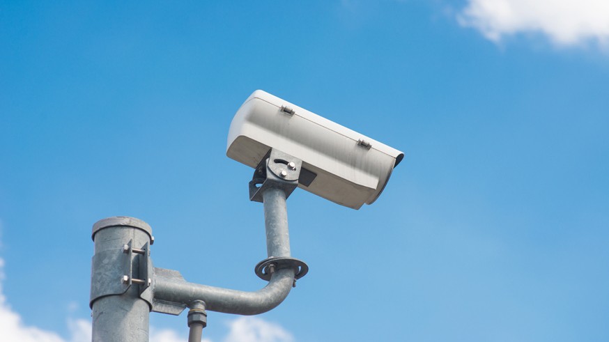 The traffic security CCTV camera operating on road detecting tra
