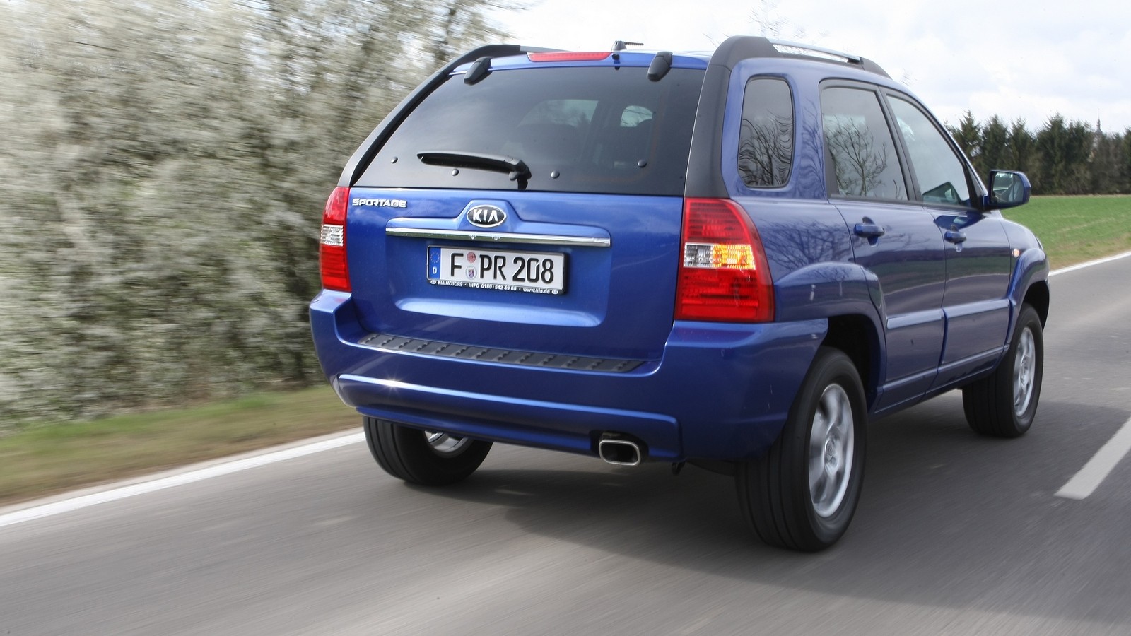 На фото: Kia Sportage '2007–08
