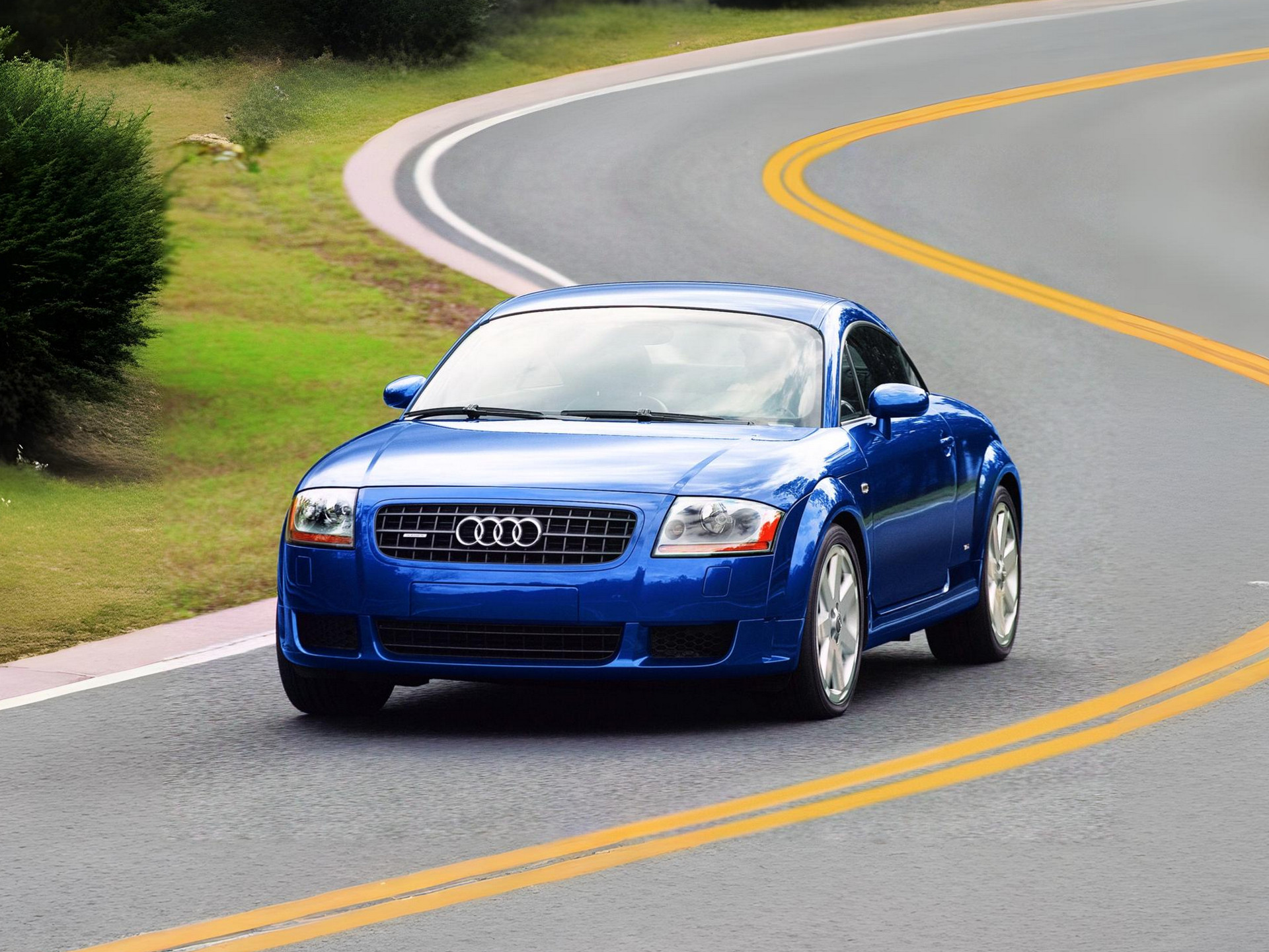 Четыре кольца эгоиста: как появилась Audi TT и как она опозорилась на автобанах