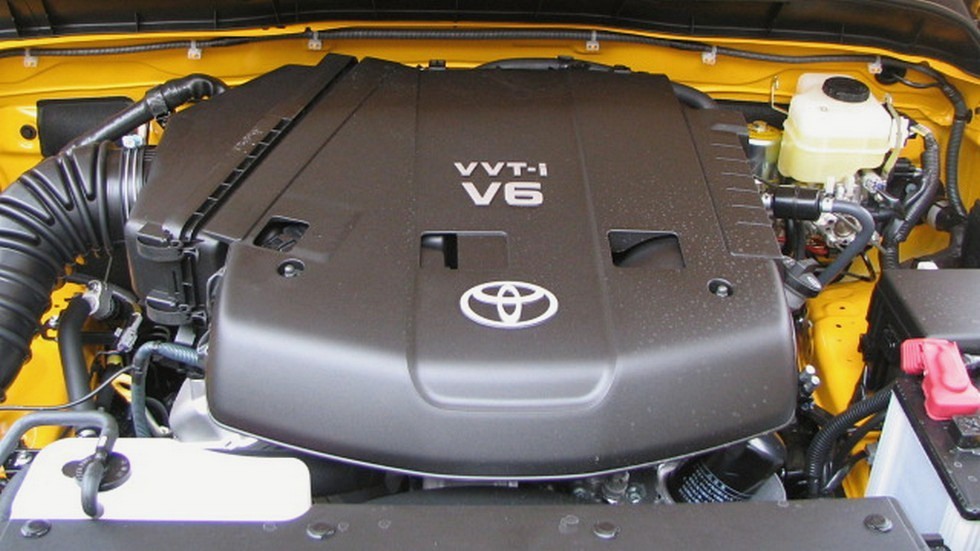 1GR-FE 4.0 L V6 на автомобиле Toyota FJ Cruiser 2007 года