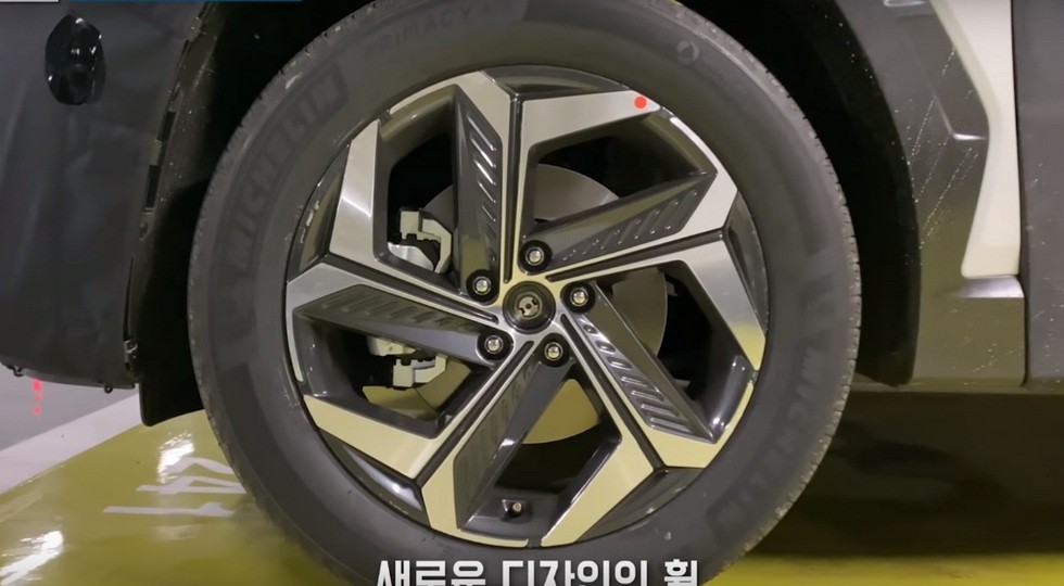 Кроссовер Hyundai Tucson нового поколения показался на видео