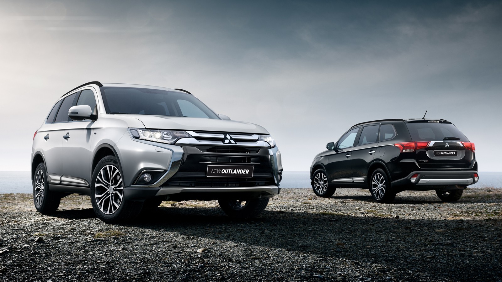 На фото: Mitsubishi Outlander