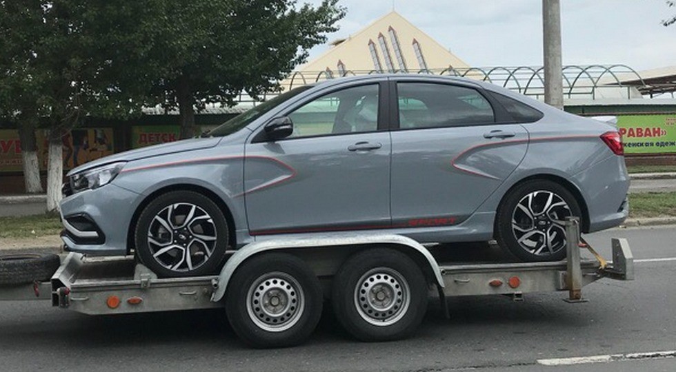 Серийная Lada Vesta Спорт опять попалась фотошпионам