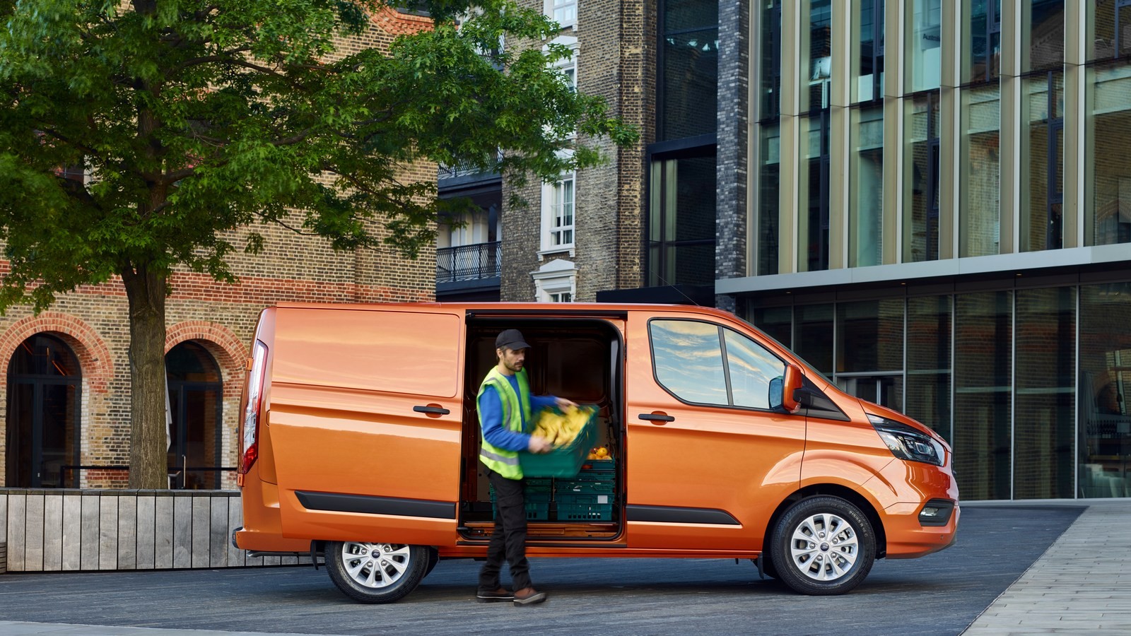 ford_transit_custom_50