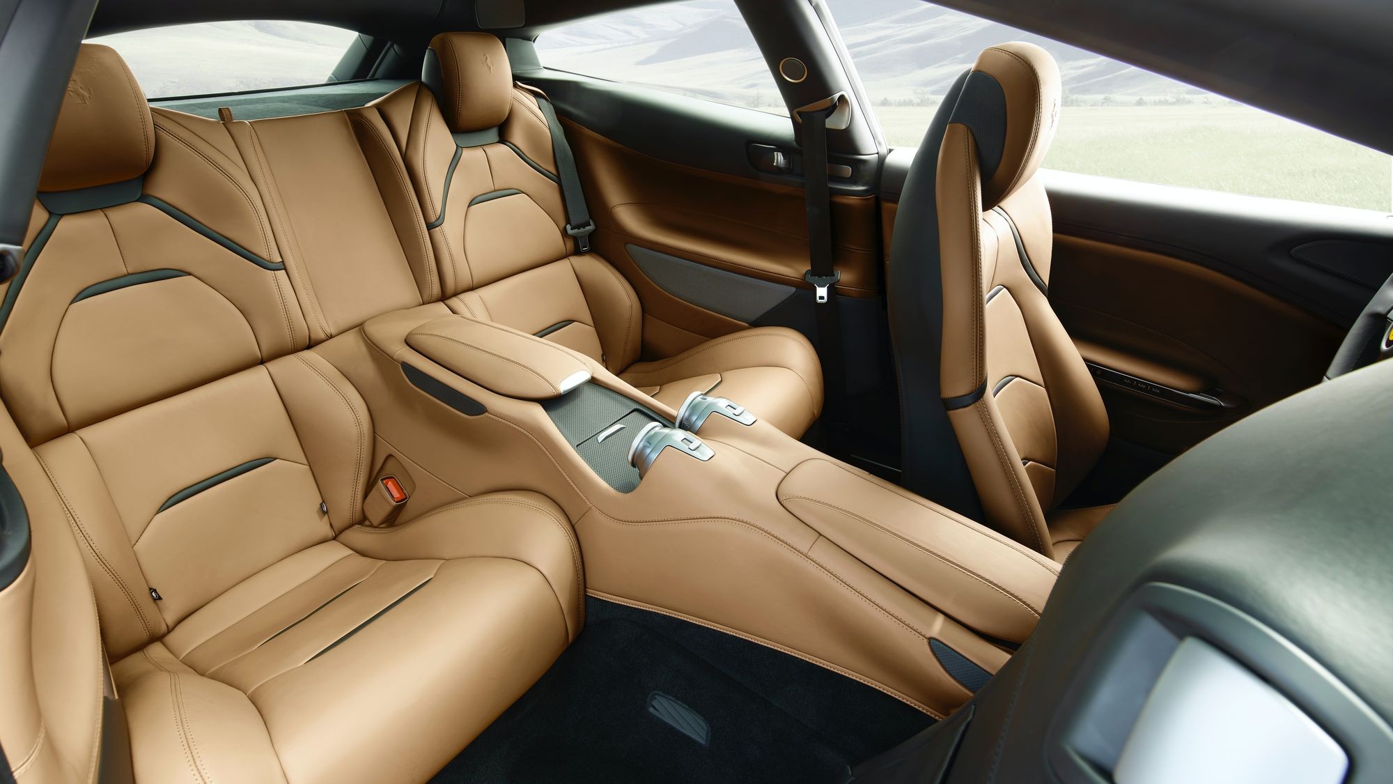 Ferrari без полного привода: модель GTC4Lusso отправлена в отставку