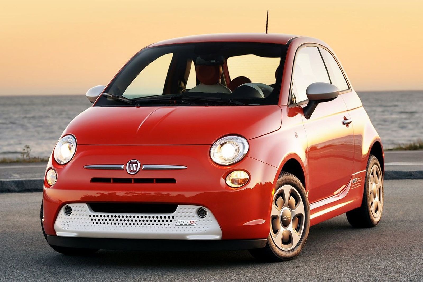 5 причин покупать и не покупать Fiat 500 | Курский автомобильный портал  NewAuto46.ru