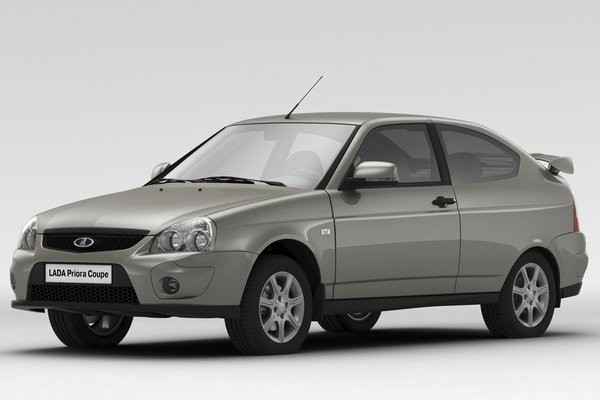 Трехдверная Lada Priora стала доступнее