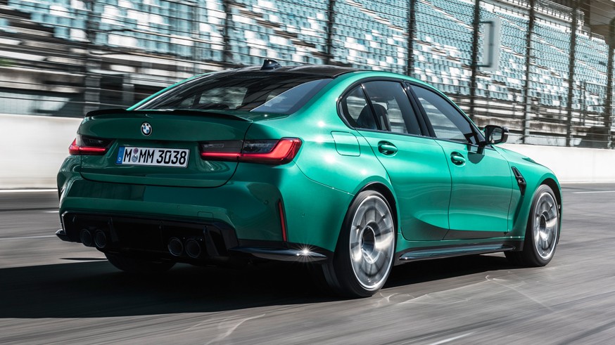 Баварские спорткары: BMW показал седан M3 и купе M4. Новинки приедут в Россию в апреле