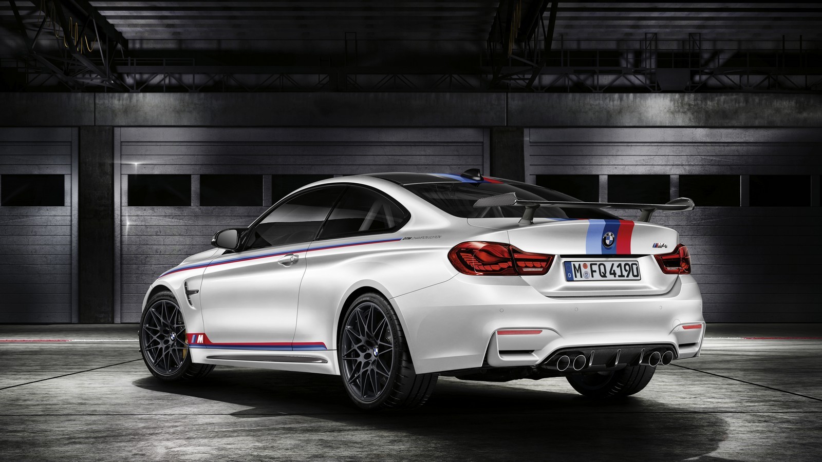 BMW M4 DTM Champion Edition