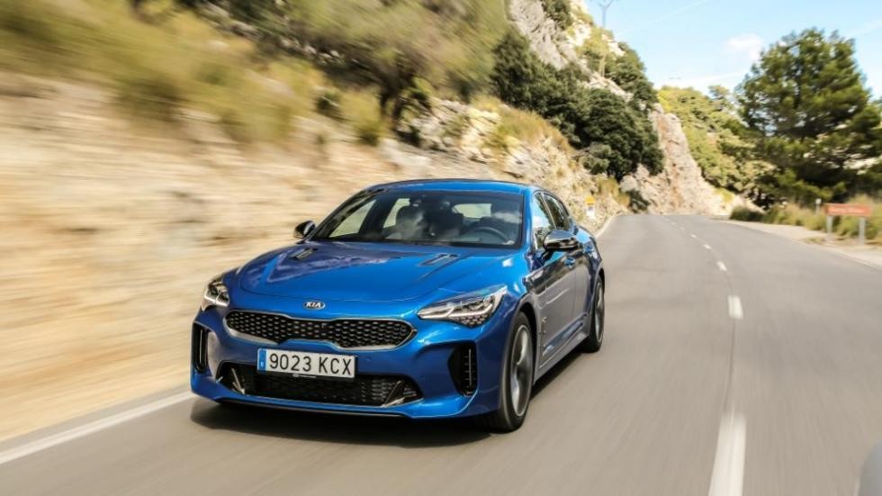 Kia Stinger_1 (1)