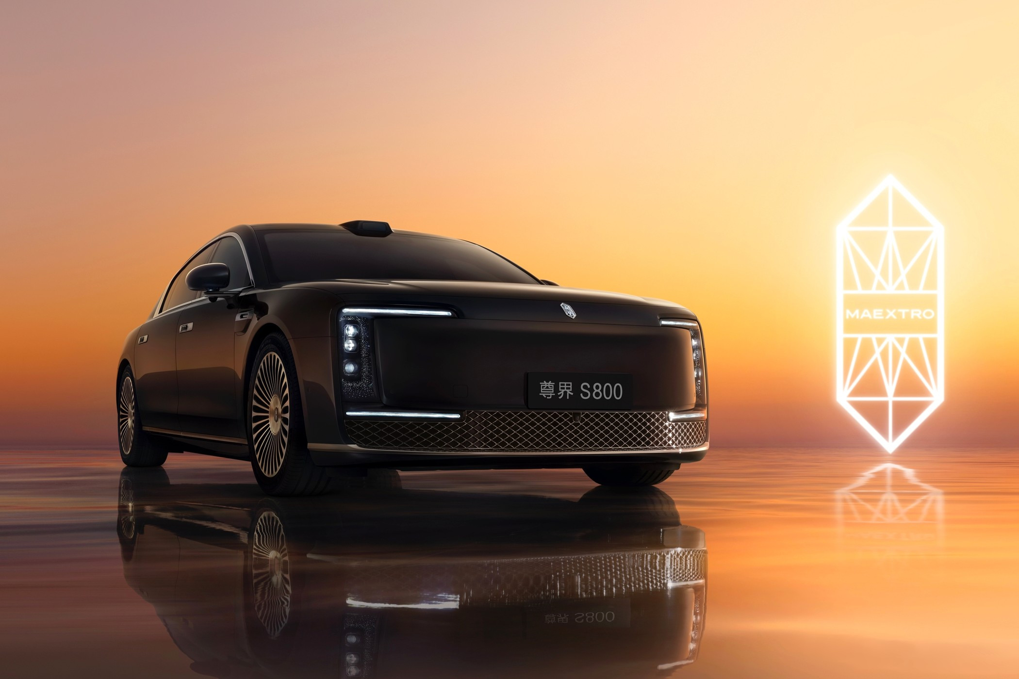 Huawei представила конкурента Maybach и Rolls-Royce: встречаем седан Maextro S800