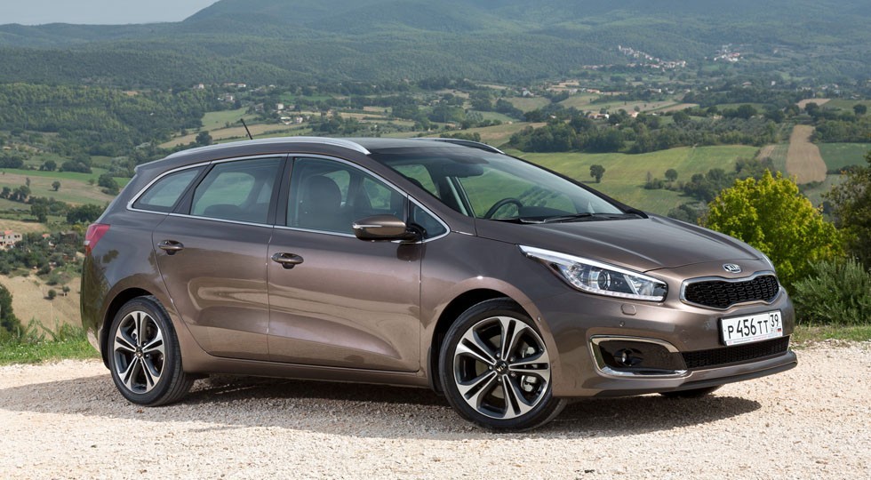 На фото: Kia cee`d