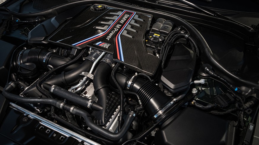 Новая «заряженная» версия седана: в линейке BMW появился M5 CS с 635-сильным мотором