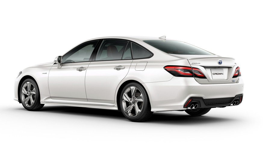 Toyota поработает над преемниками Mark X и Crown вместе с Mazda