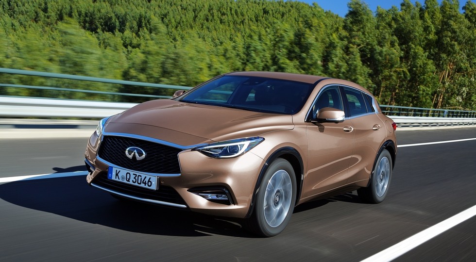 На фото: Infiniti Q30