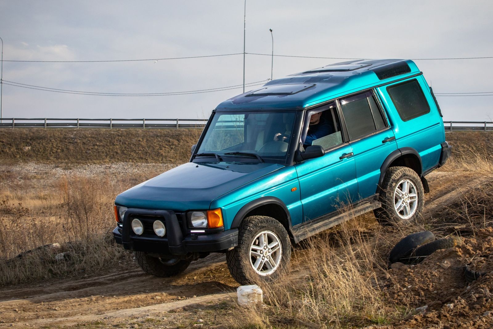 Land Rover Discovery 2 с пробегом: течи отовсюду и не такая уж страшная  электрика | Курский автомобильный портал NewAuto46.ru