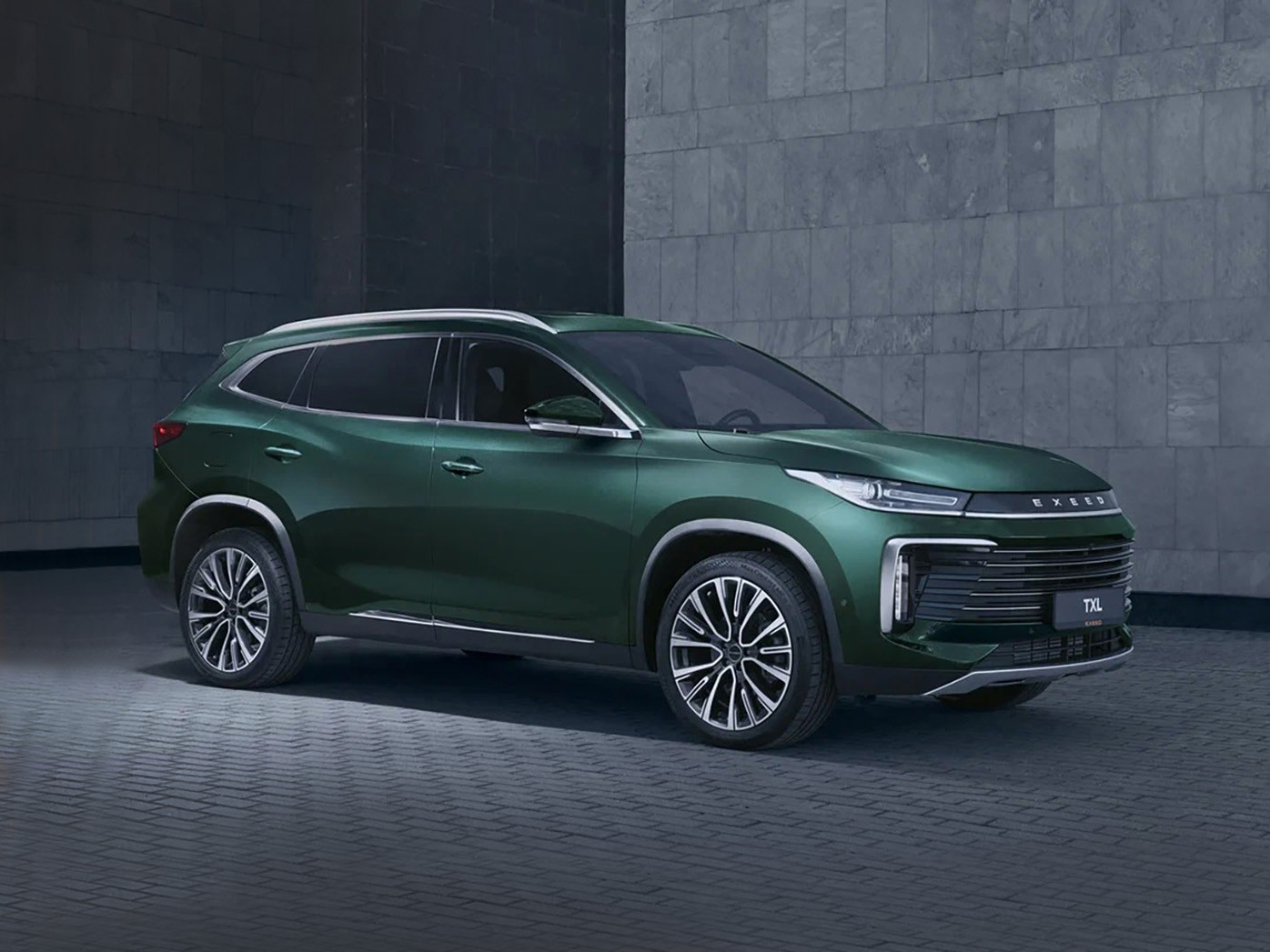 Обновлённый Exeed TXL с сервисами Exeed Connect поступил в продажу
