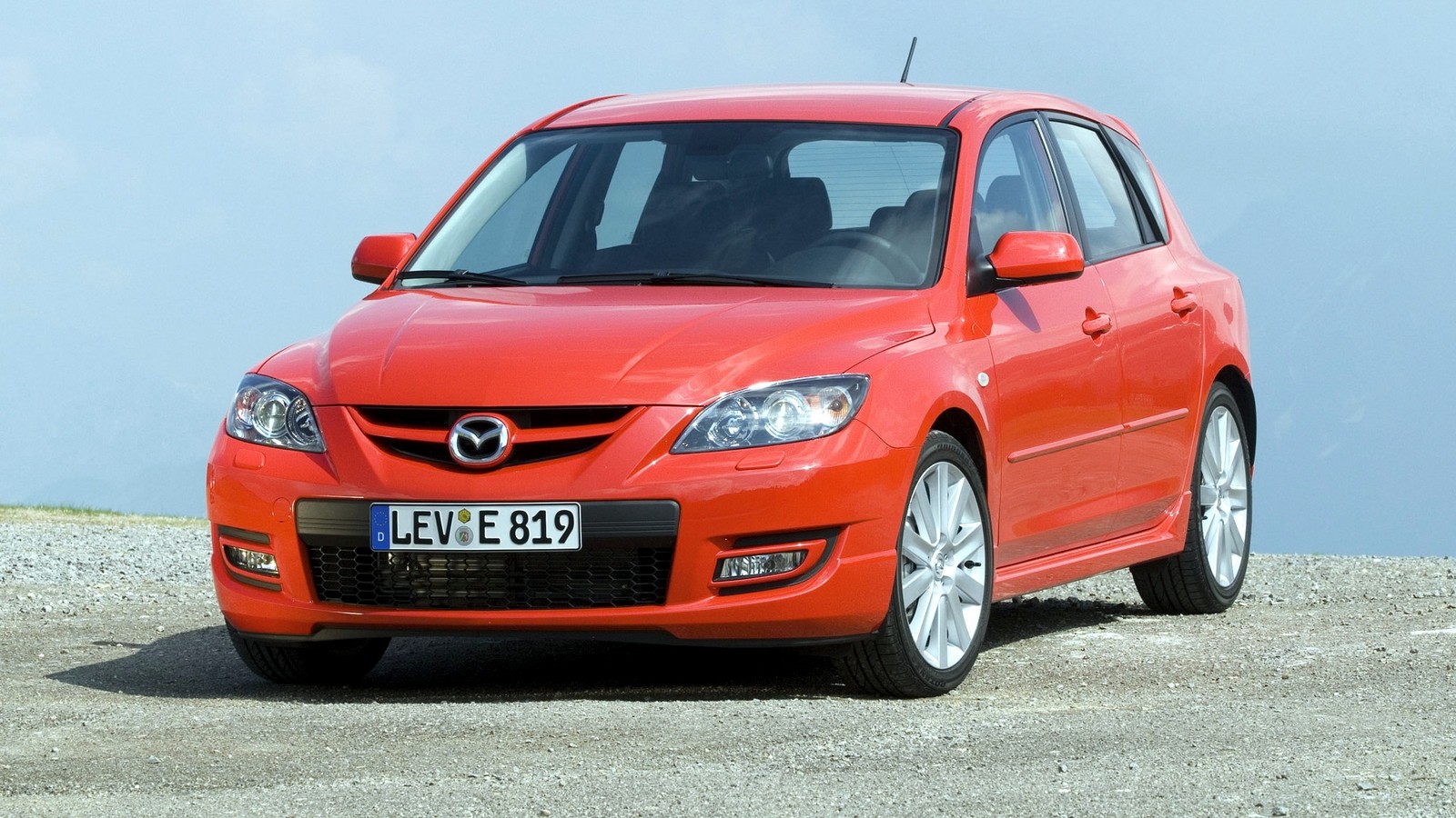 На фото: Mazda3 MPS (BK) 