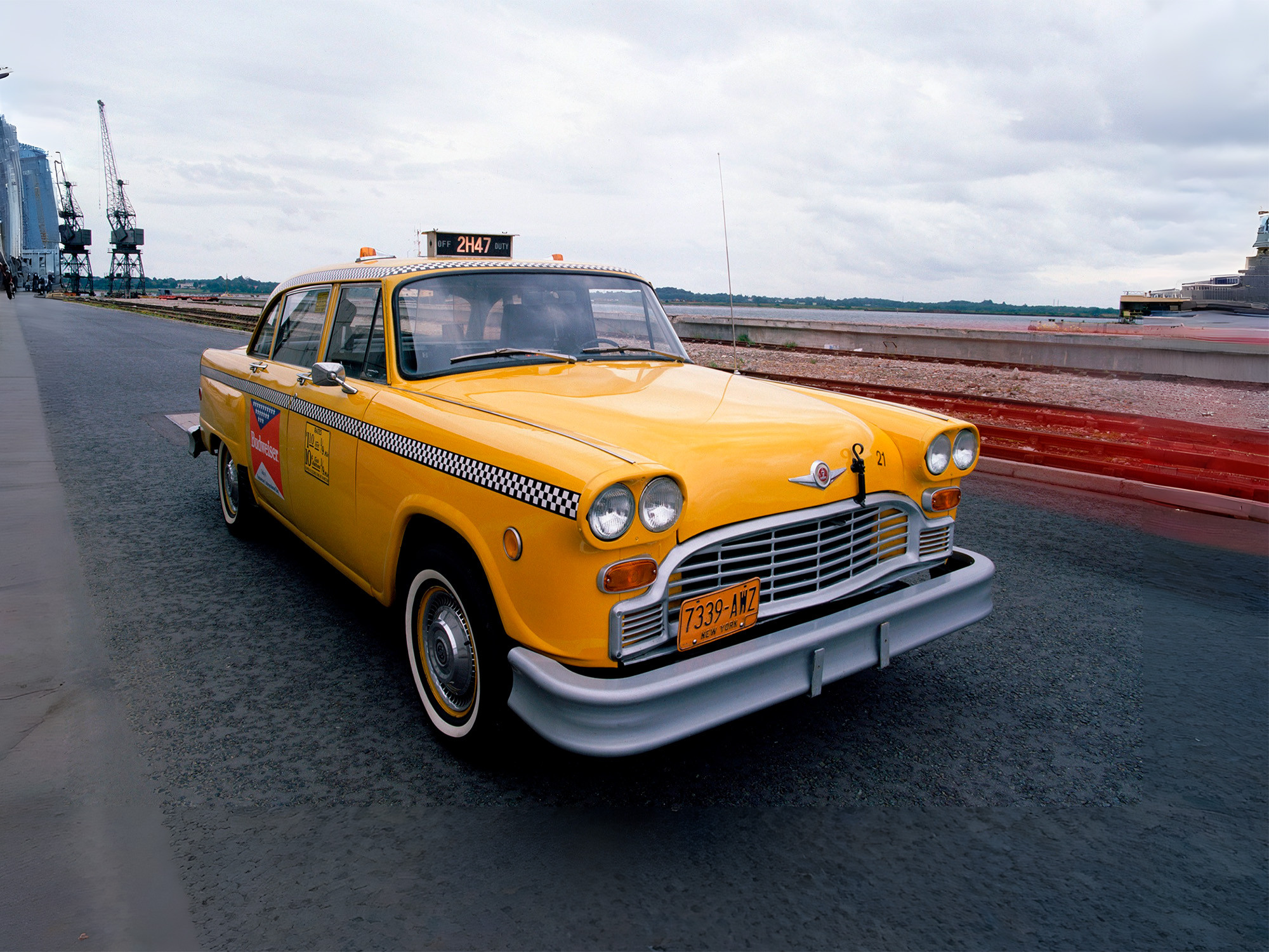 Символ Америки, созданный выходцем из Смоленска: история Checker Marathon