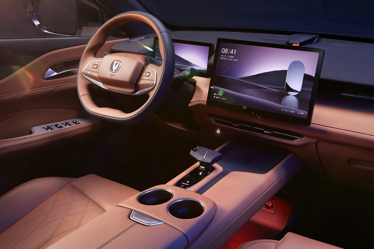 Рассекречен кроссовер Changan Uni-Z – это «престижный» Oshan Z6 с новым ...