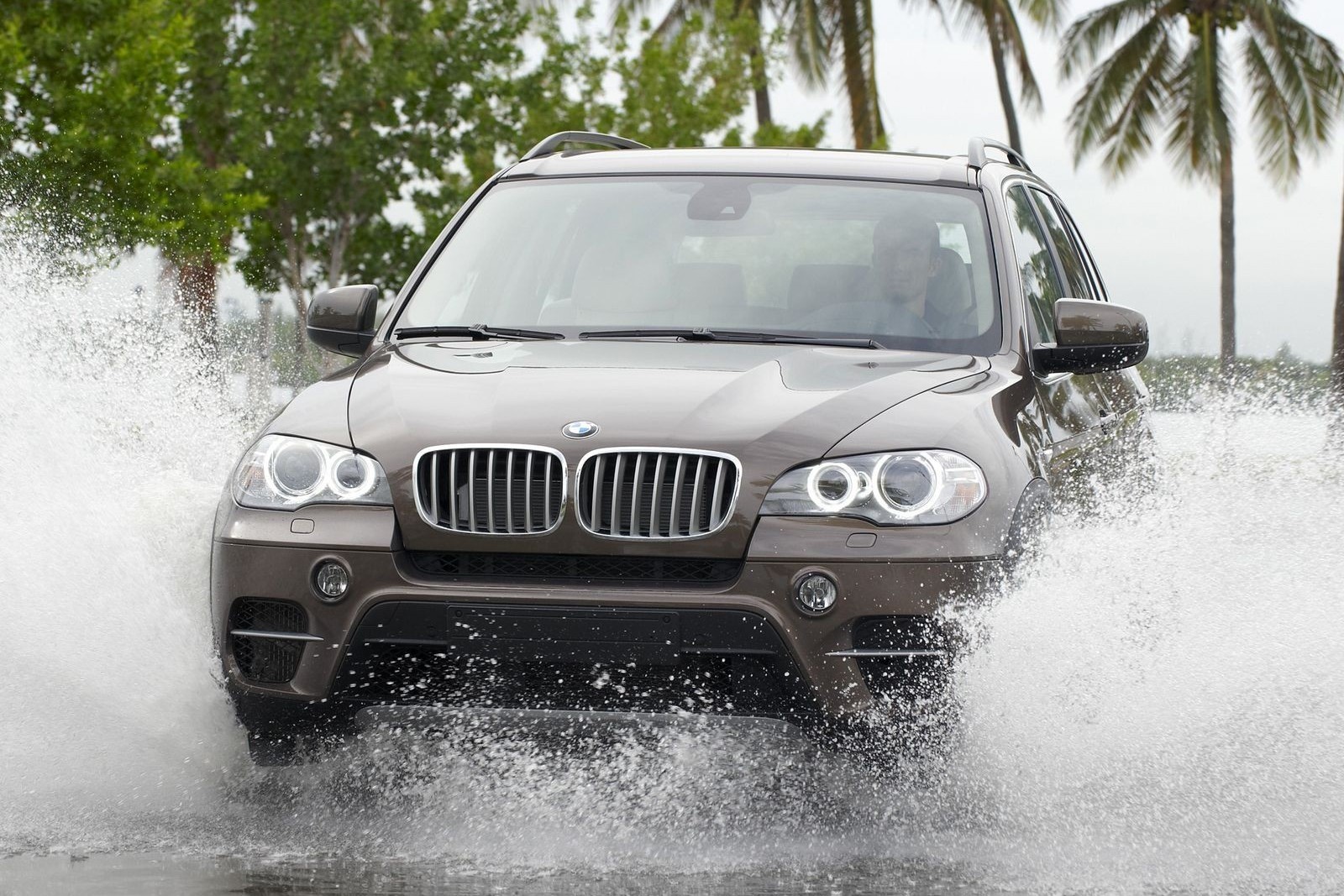 5 причин покупать и не покупать BMW X5 II (E70)