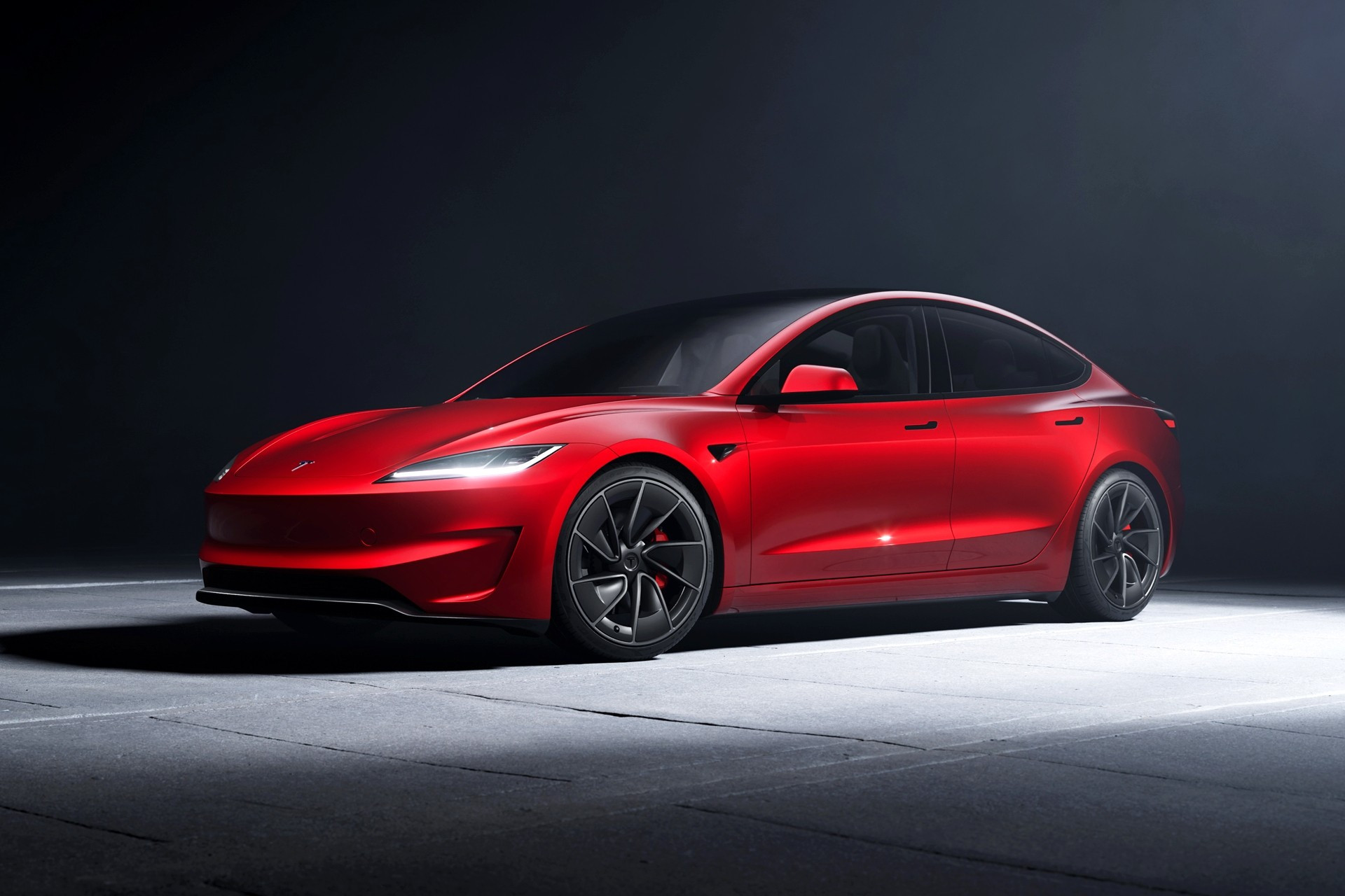 Обновки для Tesla Model 3: больше экран и больше мощности для версии Performance