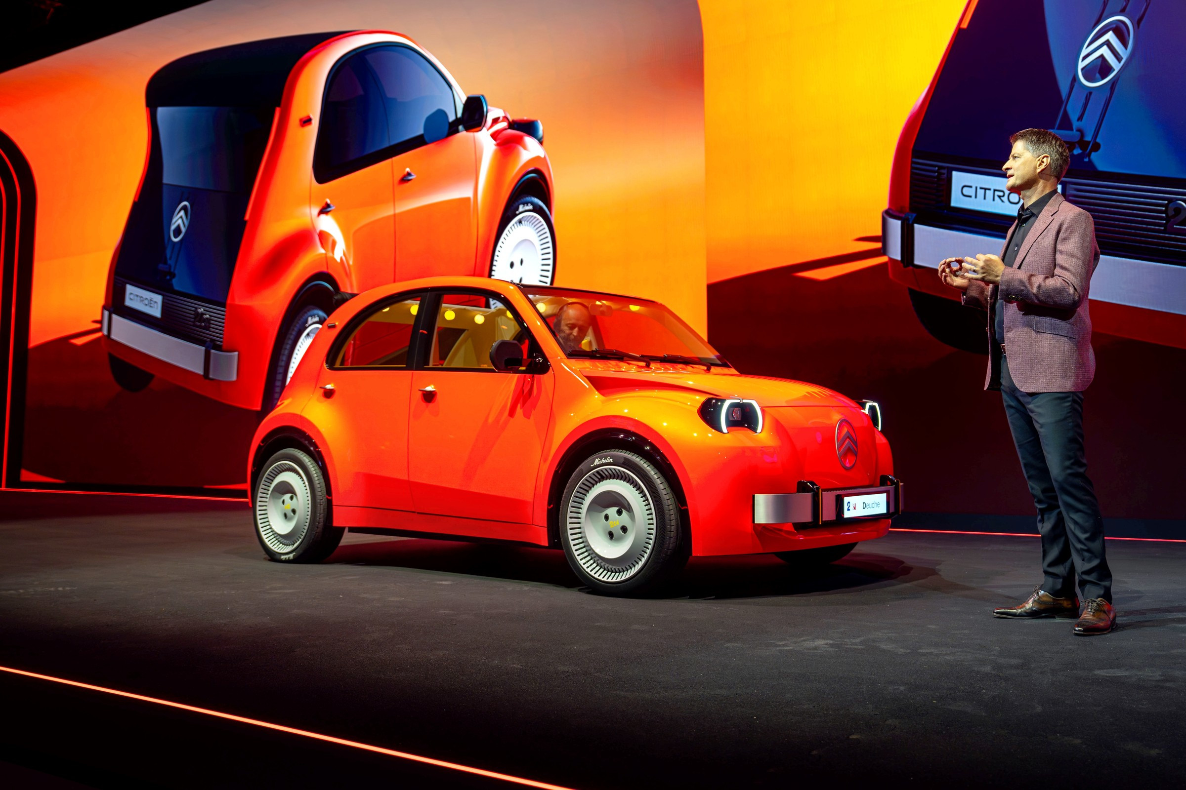 Новый Citroen 2CV дебютировал в виде концепта, серийный появится в 2028 году