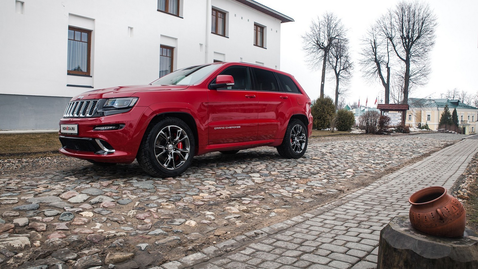 Jeep Grand Cherokee srt8 Silver